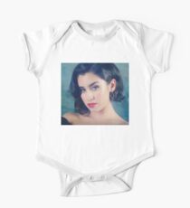 Body de manga corta Lauren Jauregui entrega la quinta armonía