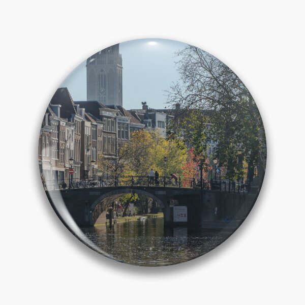 Artikelvorschau, Dom Tower Over Oudegracht Canal, Utrecht entworfen und verkauft von expat-camera.