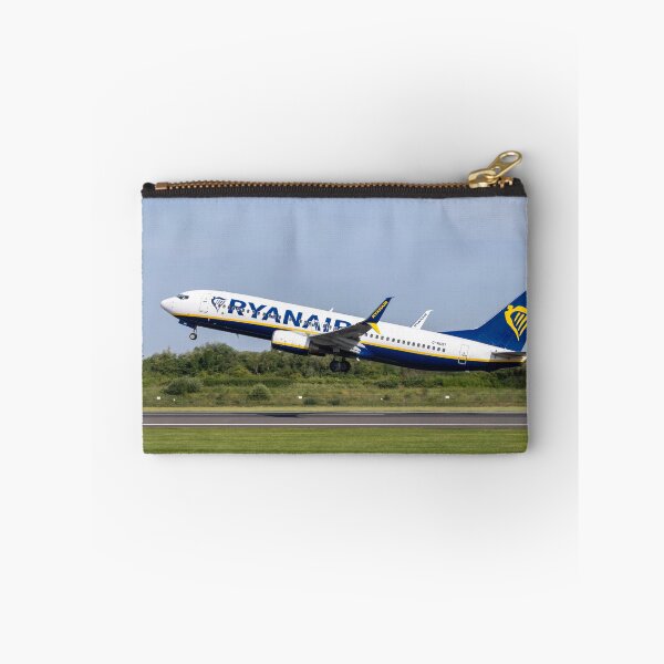 Artikelvorschau, MAN nach BUD Ryanair Boeing 737-8AS entworfen und verkauft von Skyframe Aviation.