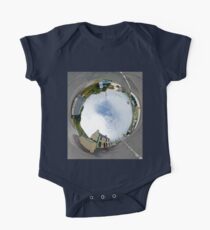 Glencolmcille - Biddy's Crossroads Pub(Sky-in) One Piece - Short Sleeve