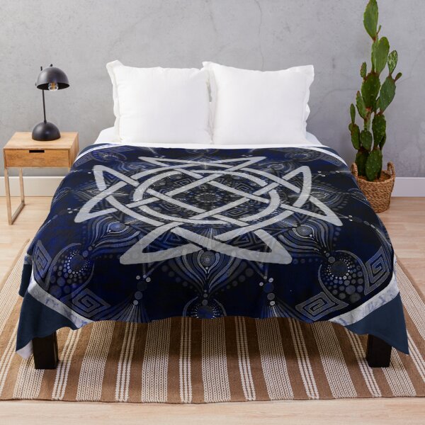Artikelvorschau, Hippie Mandala Batik Himmlisches Symbol entworfen und verkauft von AuroraXGreen.