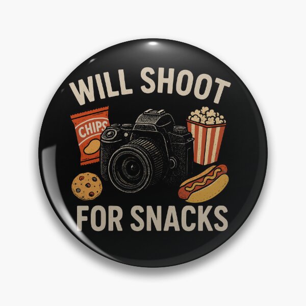 Artikelvorschau, Will Shoot For Snacks Lustiges Fotografen-T-Shirt entworfen und verkauft von ThreadQuirk.