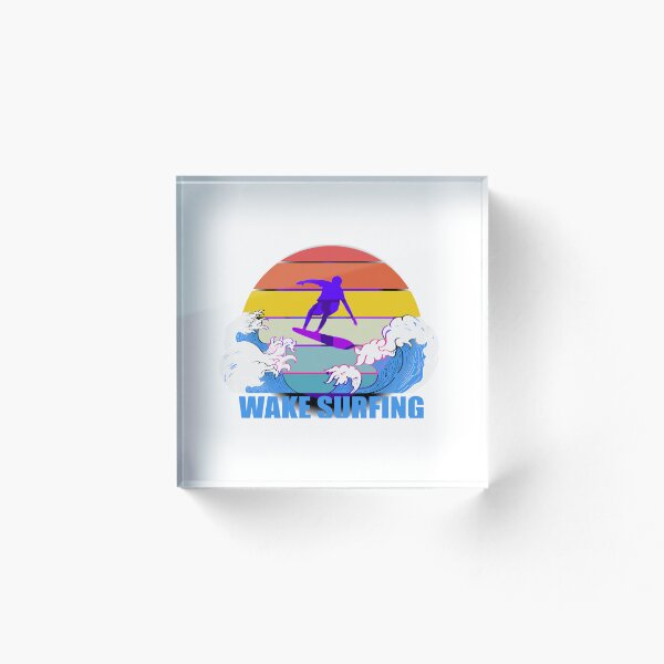 Aperçu de l'œuvre Swell au coucher du soleil : wake surf au paradis créée et vendue par NOMADIC ART.