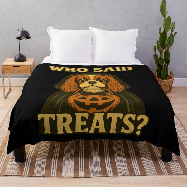 Artikelvorschau, Cavalier King Charles Halloween Who Said Treats Kürbis Hexe Kostüm Mama Papa Kinder entworfen und verkauft von FurryHavenPH.