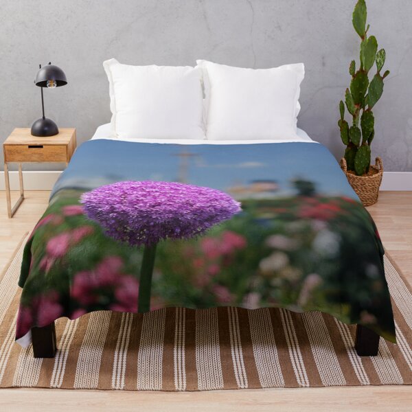 Item preview, Giant Leek among Roses in Yamashita Park designed and sold by Pix4Japan.