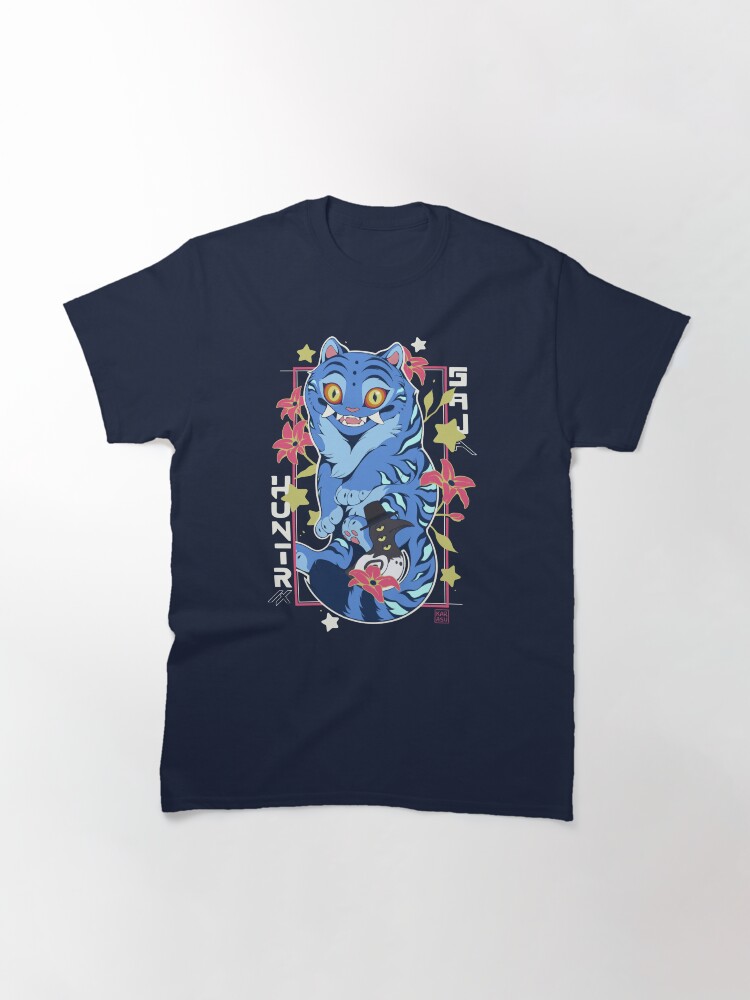 Imagen 3 de 7, Camiseta clásica con la obra Cazadores de demonios del KPop, diseñada y vendida por ValeriaKarasu.