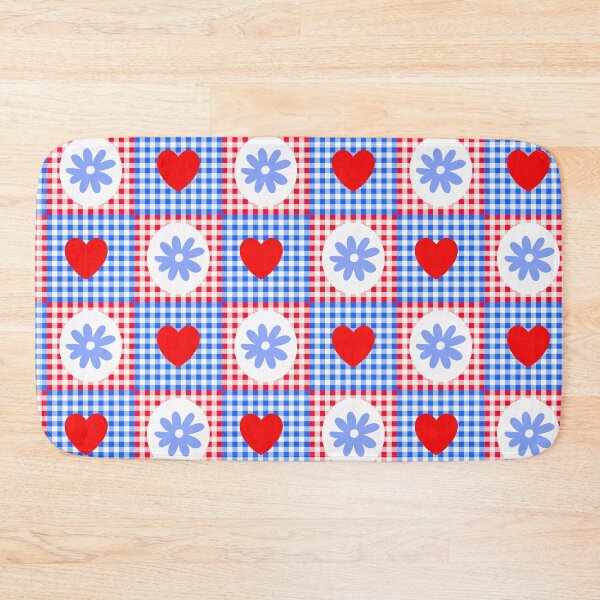 Artikelvorschau, Cottagecore Gingham blau und rot Picknick-Muster mit Herz und Gänseblümchen entworfen und verkauft von Maussa Ivimas.