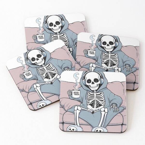 Artikelvorschau, Dead Tired – Faules Skelett im Kapuzenpullover Lustiges T-Shirt Design entworfen und verkauft von ArghavanMardani.