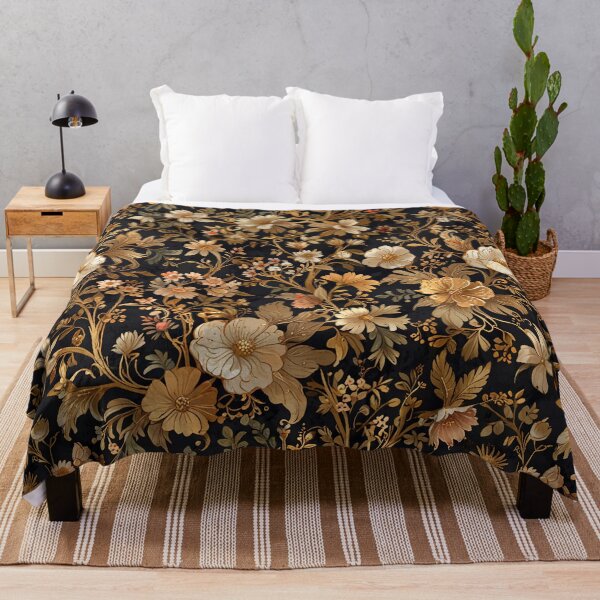 Item preview, Patrón floral ornamental con flores doradas designed and sold by CoolPixels.