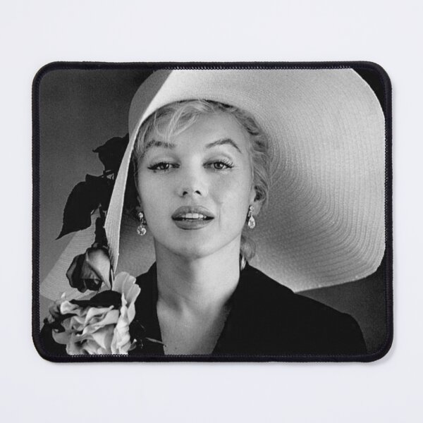 Item preview, Marilyn Monroe portrait designed and sold by KaterinaLog.