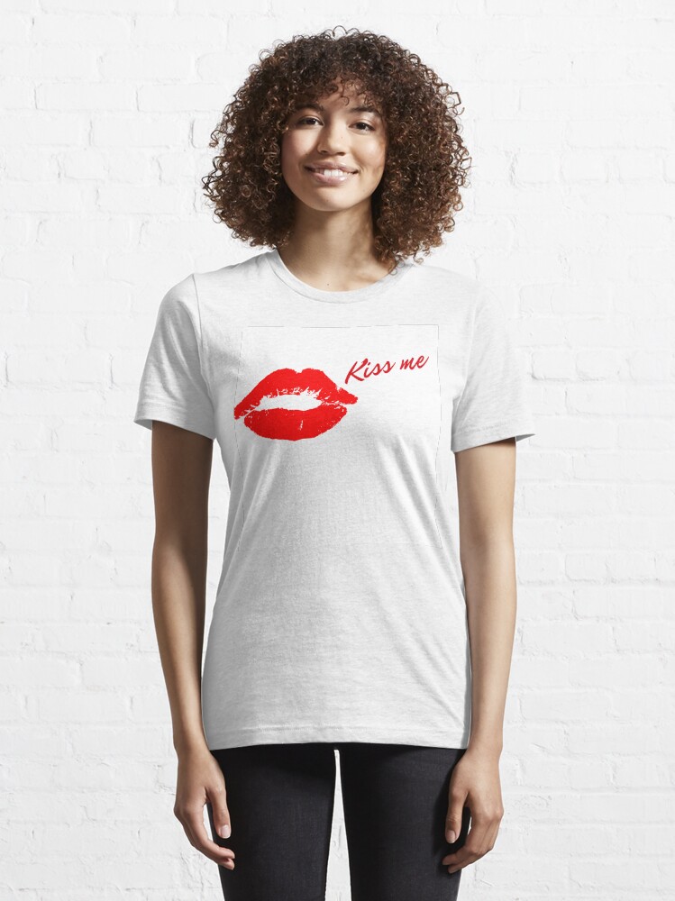 Alternate view of Kiss me Essential T-Shirt