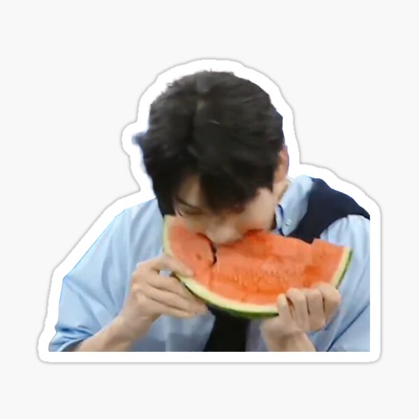 Artikel-Vorschau von Soobin isst Wassermelone TXT Morgen x Zusammen, designt und verkauft von designbydimyana (dimyana).