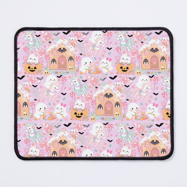 Artikelvorschau, Kawaii Halloween Candy Land Nahtloses Muster – Pastellgeister, Lebkuchenhaus, süß gruselig entworfen und verkauft von Sunnyneststudio.