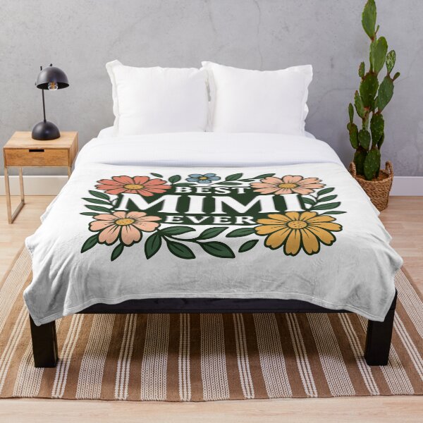 Aperçu de l'œuvre T-shirt graphique à motif floral « Mimi la plus aimée de tous les temps » pour grand-mères créée et vendue par ThreadQuirk.