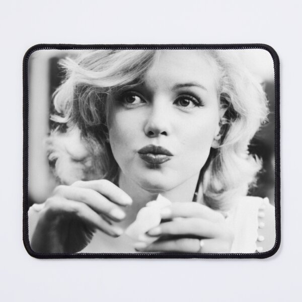 Item preview, Marilyn Monroe portrait designed and sold by KaterinaLog.