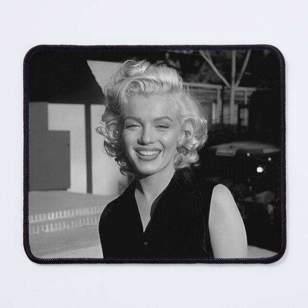 Item preview, Marilyn Monroe portrait designed and sold by KaterinaLog.