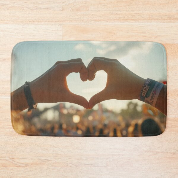 Item preview, Making a heart at the fest designed and sold by anytka.