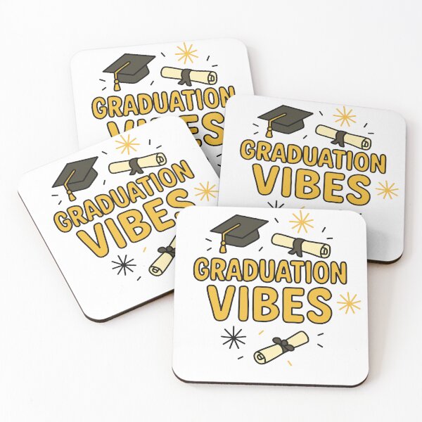 Aperçu de l'œuvre Class of 2025 Graduation T-Shirt – Celebrate Your Big Day créée et vendue par ByNessma.