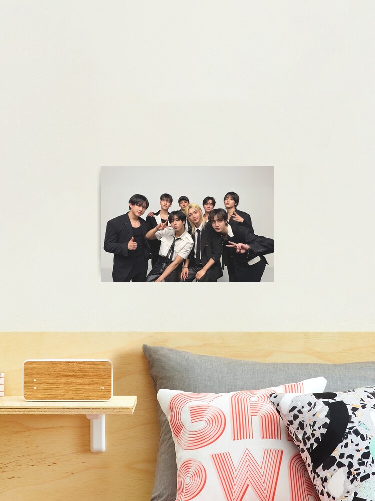 Stray Kids KARMA ot8 photo white the 4th album SKZ you make