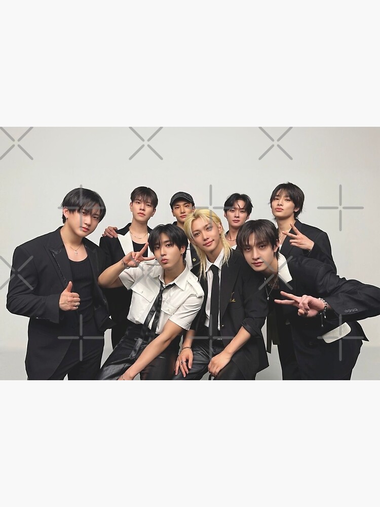 Stray Kids KARMA ot8 photo white the 4th album SKZ you make