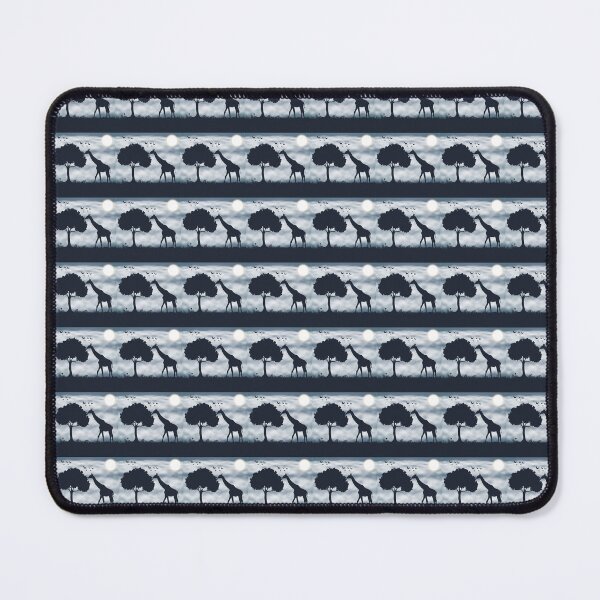 Artikelvorschau, Wenn der Mond der Giraffe zuflüstert entworfen und verkauft von OmaimaStore.