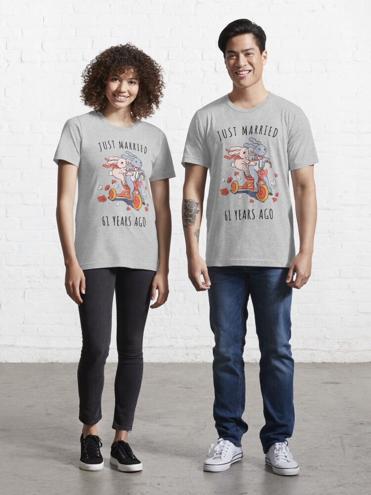 Tee shirt just married outlet