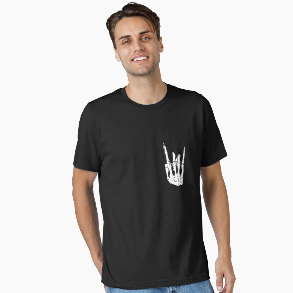 Artikel-Vorschau von Essential T-Shirt, designt und verkauft von cptpuggles.