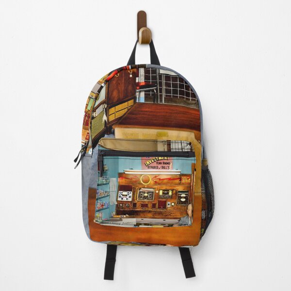 Item preview, Americana - Radio - Bill's Radio and TV 1952 designed and sold by Mike Savad Photography.