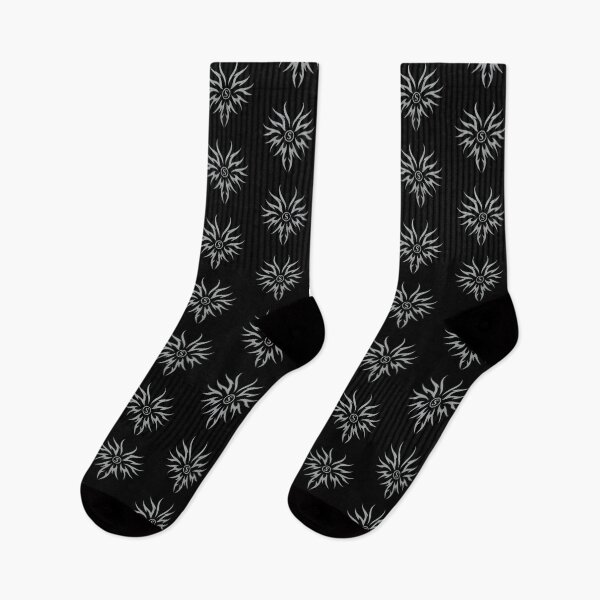 Artikelvorschau, Silbernes Stammesemblem, schwarze Kollektion – Exklusiv von Swarożyc Studio entworfen und verkauft von SwarozycStudio.