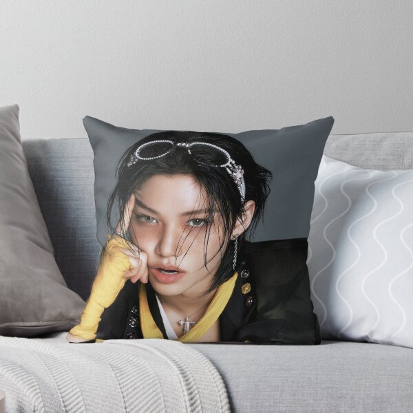 straykids Felix 特大クッション　110cm Amazon｜Stray Kids ストレイキッズ Felix フィリックス グッズ