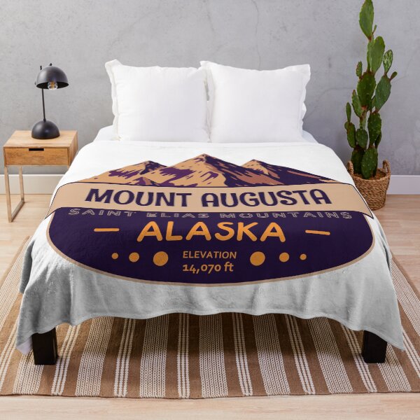 Artikelvorschau, Mount Augusta, Saint Elias Mountains, Alaska, Bergabzeichen entworfen und verkauft von Wanderful-roads.