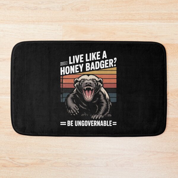 Aperçu de l'œuvre Live Like A Honey Badger créée et vendue par kudostees.