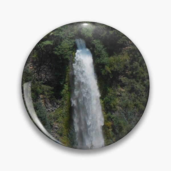 Artikelvorschau, Bezaubernder Wasserfall – Naturszene im pazifischen Nordwesten entworfen und verkauft von starcraft542.