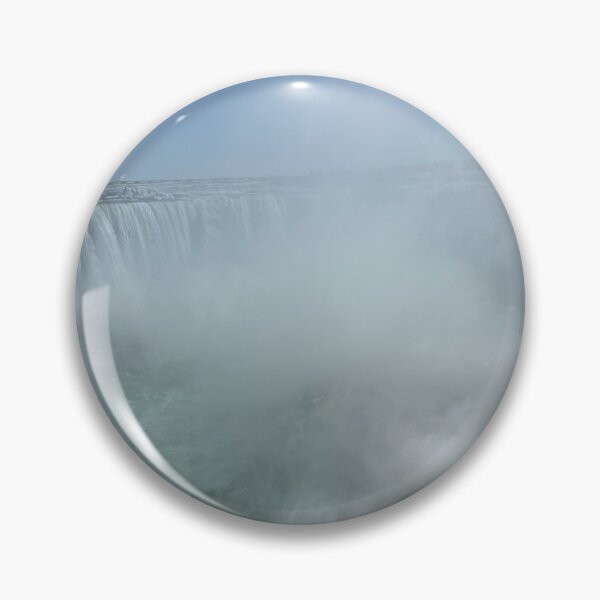Artikelvorschau, Niagara im Winter entworfen und verkauft von WhispFeathers.