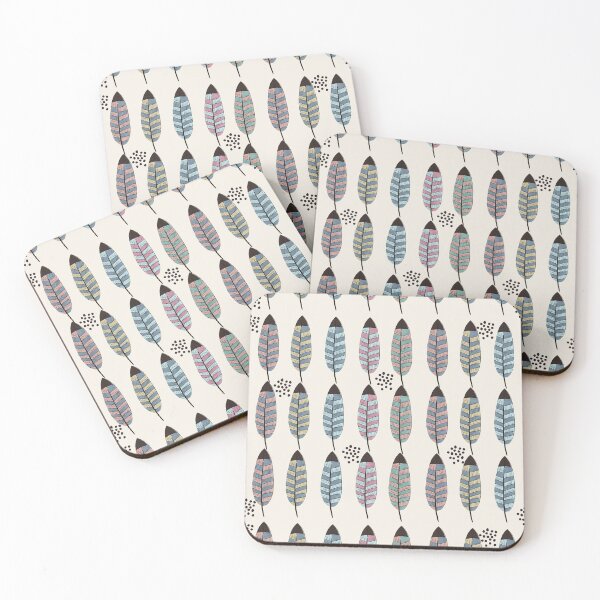 Artikelvorschau, Boho-Federmuster – Handgezeichnetes Pastell-Tribal-Design entworfen und verkauft von  Boho Vibes Studio.