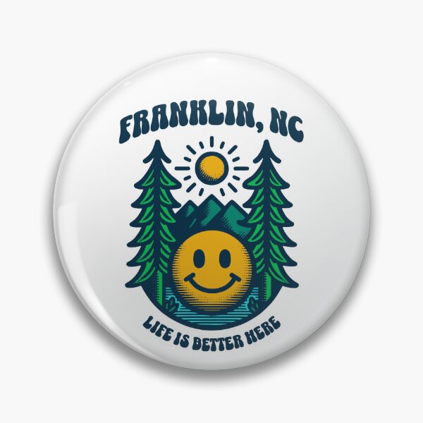 Artikelvorschau, Franklin, NC: Das Leben ist besser hier in den Bergen von North Carolina entworfen und verkauft von Guarddogdrive.