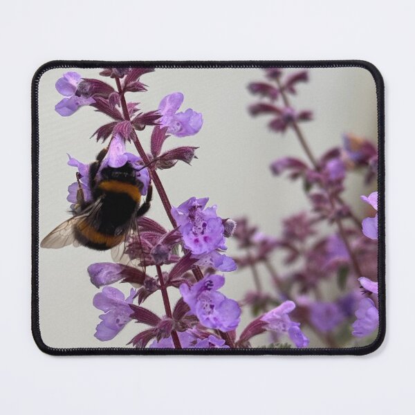 Item preview, Bee designed and sold by ScottishArtElly.