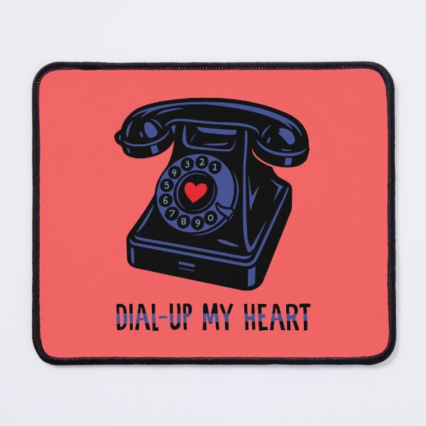 Artikelvorschau, Vintage Telefon "Dial-Up My Heart" Grafik-T-Shirt entworfen und verkauft von Ovitees.