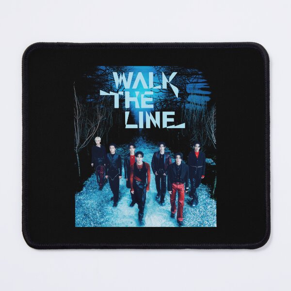 ur,mouse_pad_small_flatlay,