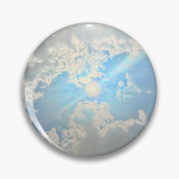 Aperçu de l'œuvre Rayons de soleil éclatants à travers les nuages créée et vendue par ForgeBogdan.