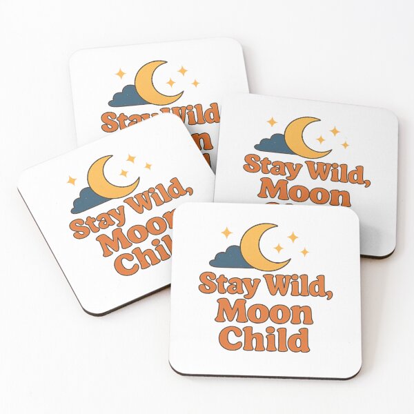Aperçu de l'œuvre Stay Wild, Moon Child – Boho Cosmic Typography Design créée et vendue par RouniBoutique.