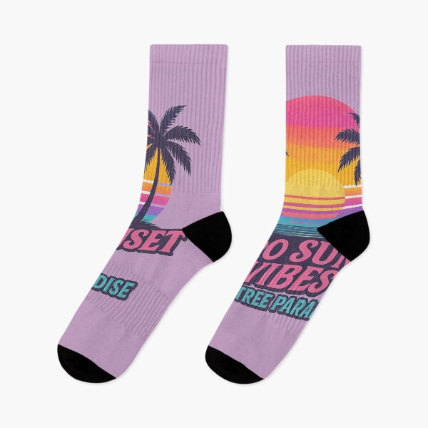 Artikelvorschau, Vintage tropischen Sonnenuntergang Synthwave Beach Chill Kunst entworfen und verkauft von freackly.