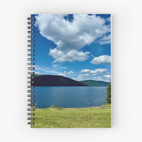 Aperçu de l'œuvre Montagnes Catskills créée et vendue par Suezwaals.