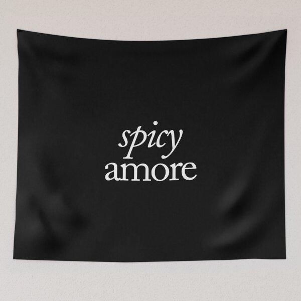 Aperçu de l'œuvre spicy amore créée et vendue par SpilloDesign.