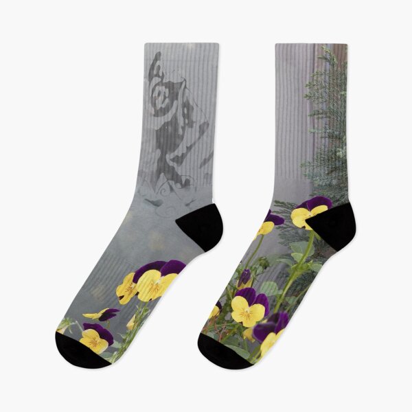 Item preview, Dainty Pansies designed and sold by Marylou Badeaux.