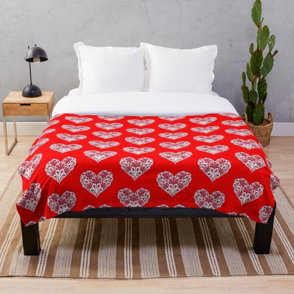 Aperçu de l'œuvre Cœur floral rouge – Design d'art populaire romantique créée et vendue par IndianShopper.