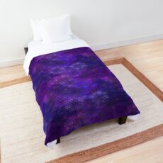 Lila Drachenschuppen Tagesdecke
