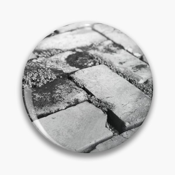 Artikelvorschau, Mossy Bricks Graustufen entworfen und verkauft von AureateAnomaly.