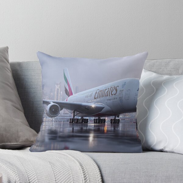 Artikelvorschau, Beurteilung des vorderen Rumpfes des Emirates Airbus A380 entworfen und verkauft von Skyframe Aviation.
