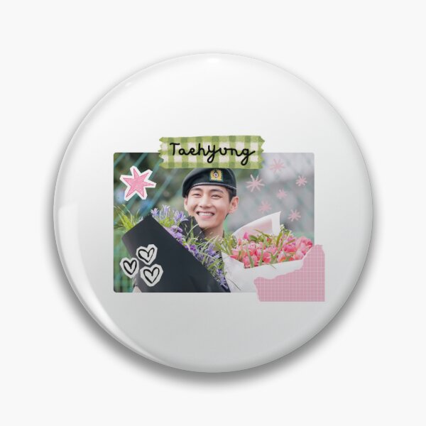 Artikelvorschau, BTS V Taehyung Militär-Sammelalbum entworfen und verkauft von PopKultureMerch.